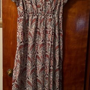 SHEIN Maroon and White Paisley Maxi Dress